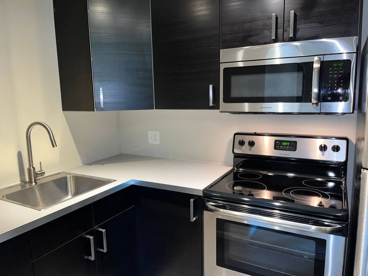 Apartment for rent at 1155 Edgehill Rd, Columbus, OH 43212
