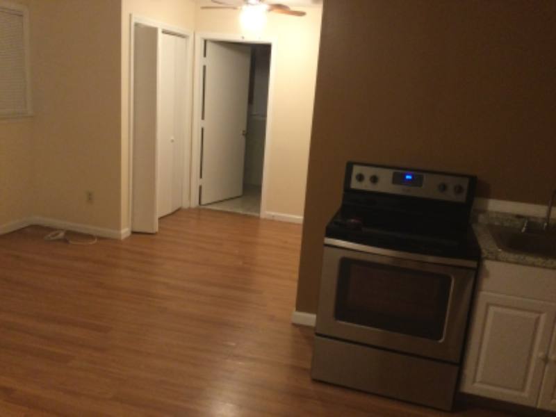 Apartment for rent at 1051 S Ave, Stratford, CT 06615