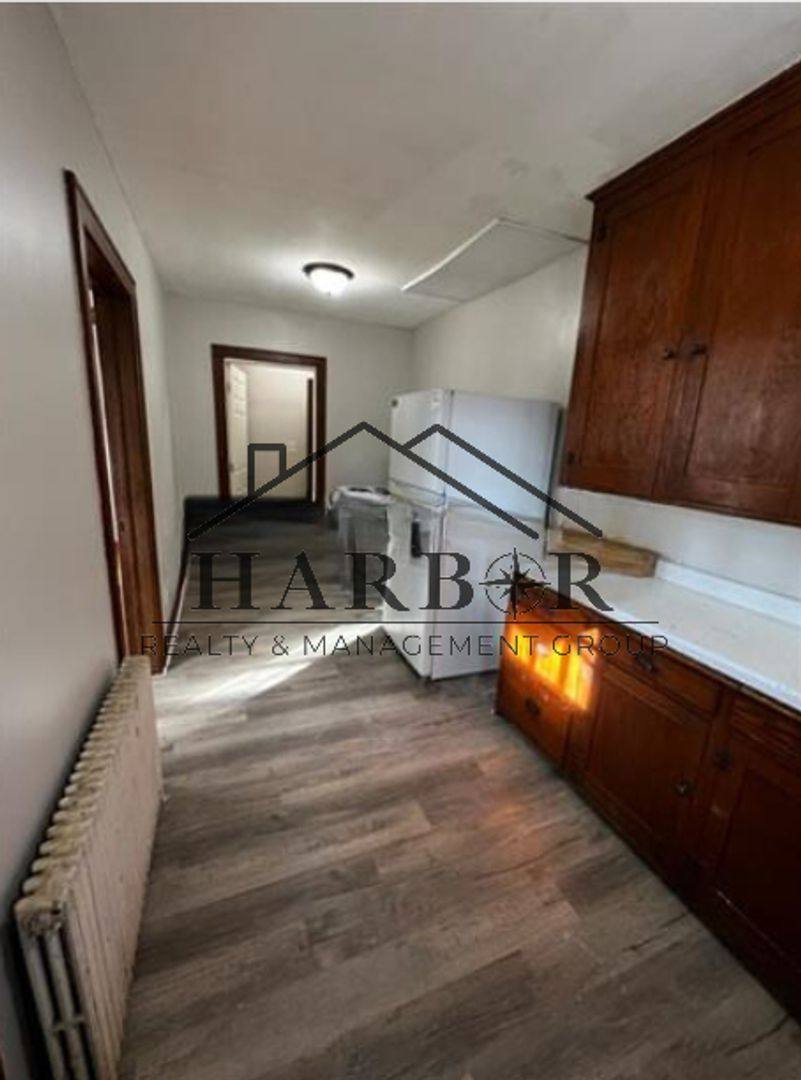 Apartment for rent at 905 1st Ave SW, Austin, MN 55912