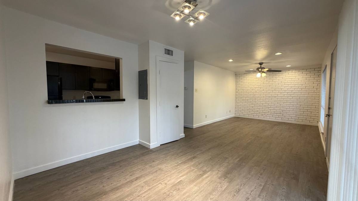 Apartment for rent at 4123 Avondale Ave #106, Dallas, TX 75219