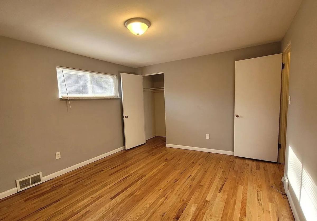 Townhouse for rent at 2273 Pauline Ave, Pittsburgh, PA 15216
