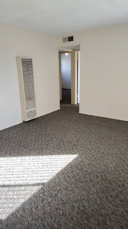 Apartment for rent at 1015 L St, Bakersfield, CA 93304