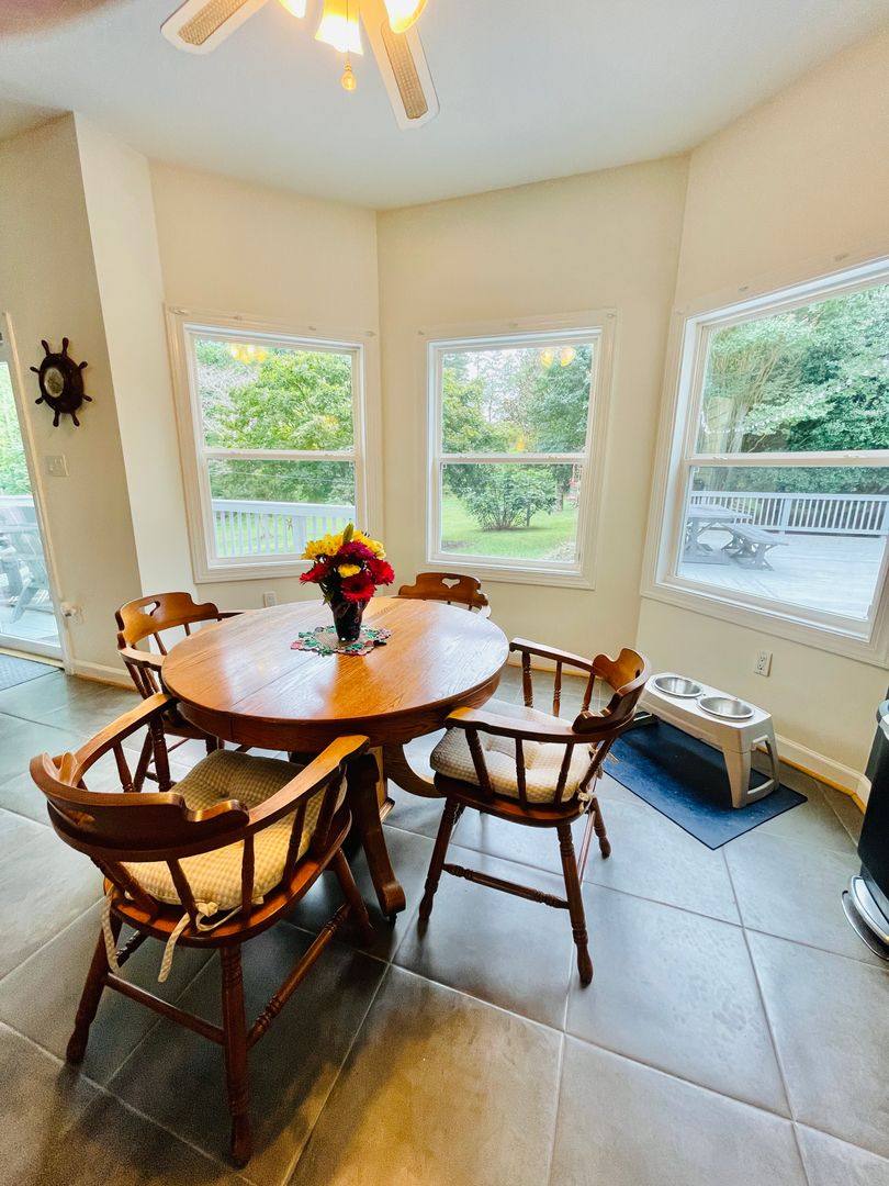 House for rent at 1474 Freeman Dr, Amissville, VA 20106