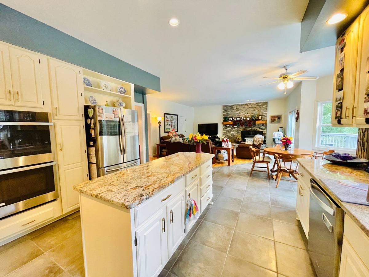 House for rent at 1474 Freeman Dr, Amissville, VA 20106