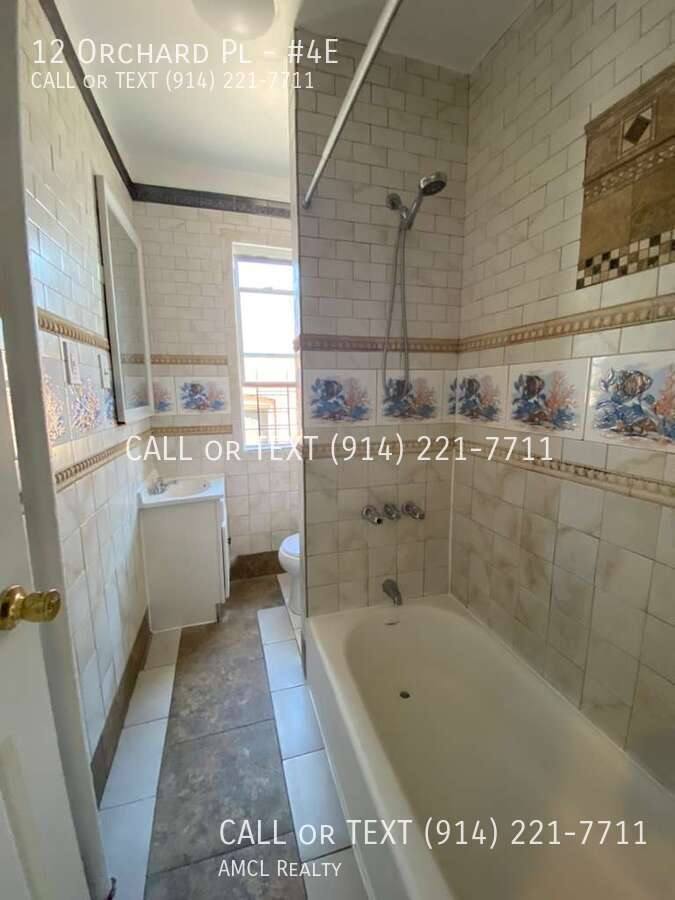 Apartment for rent at 12 Orchard Place #4E, Yonkers, NY 10703