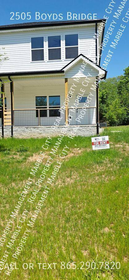 House for rent at 2505 Boyds Bridge, Knoxville, TN 37914