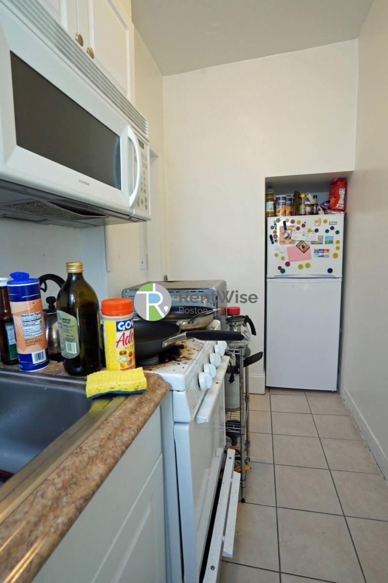 Apartment for rent at 1298 Commonwealth Ave #34, Allston, MA 02134
