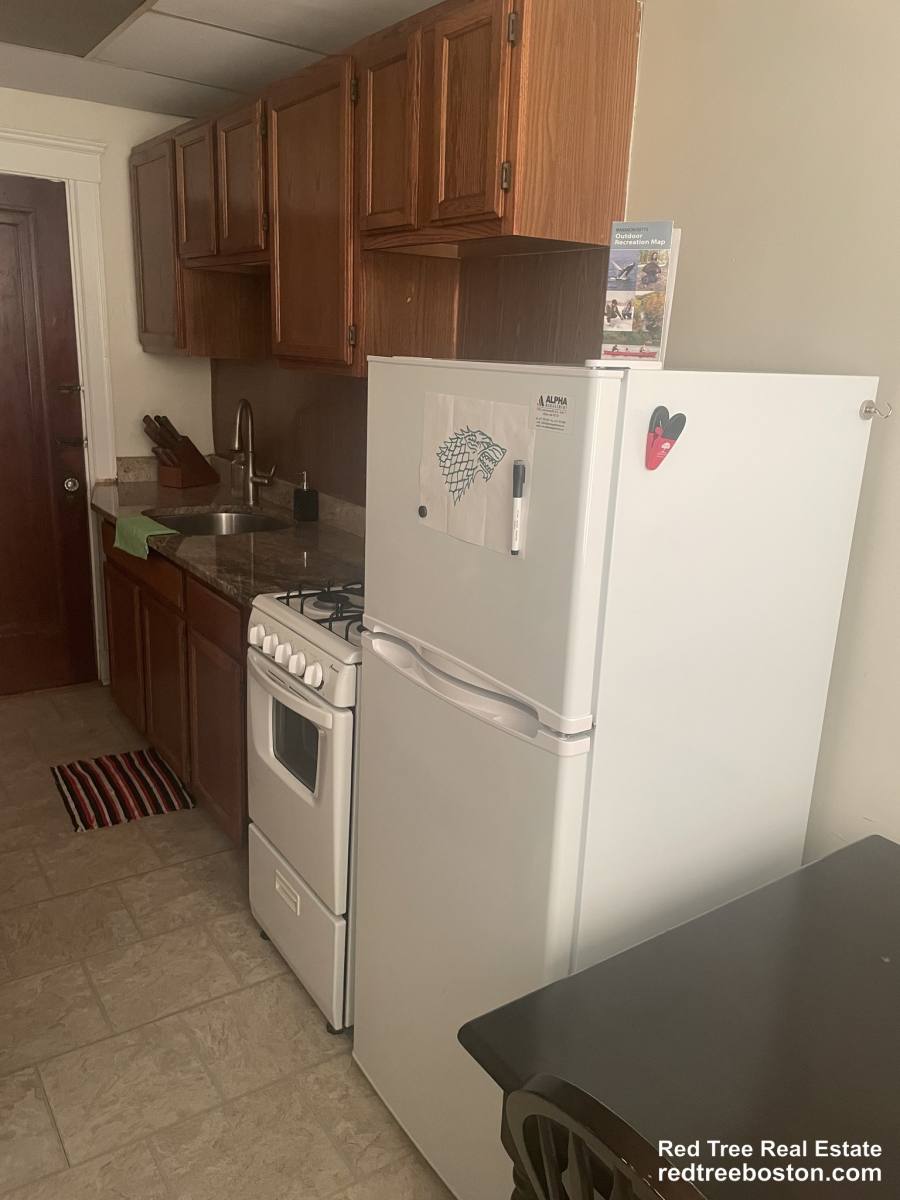 Apartment for rent at 63 Fellsway W #8, Medford, MA 02155