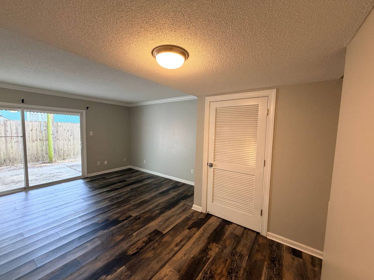 Townhouse for rent at 1010 N Toombs St, Valdosta, GA 31601