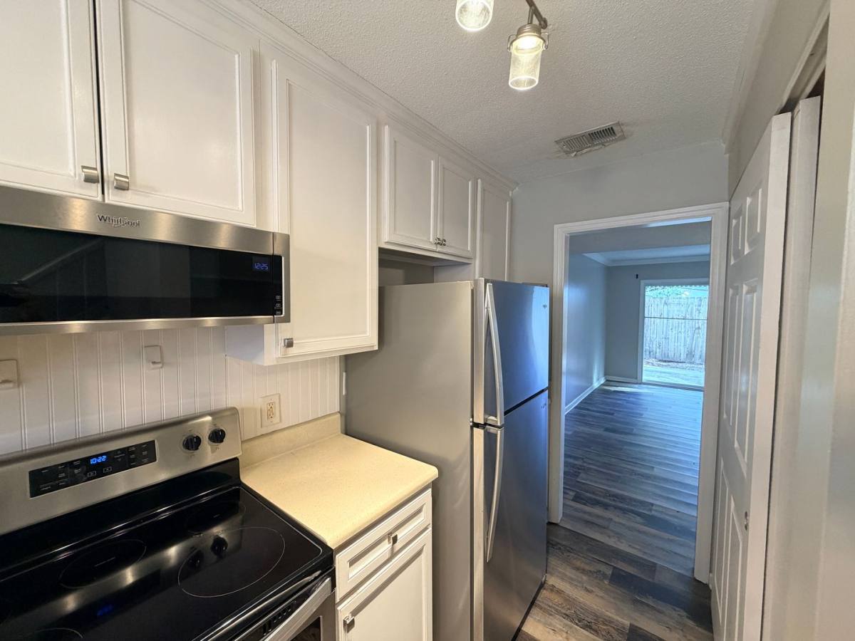 Townhouse for rent at 1010 N Toombs St, Valdosta, GA 31601