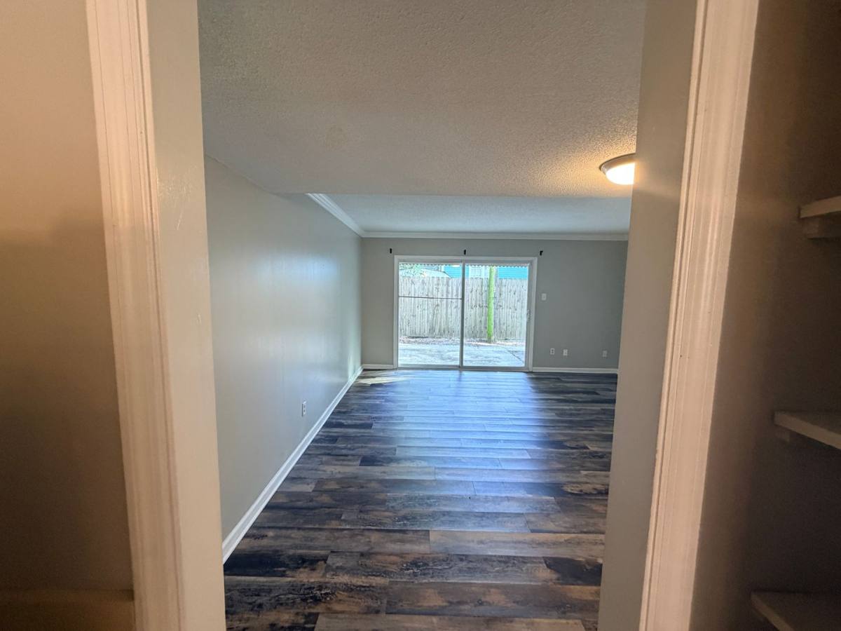 Townhouse for rent at 1010 N Toombs St, Valdosta, GA 31601