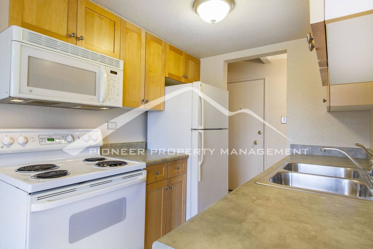 Condo for rent at 200 N Pearl St, Denver, CO 80203