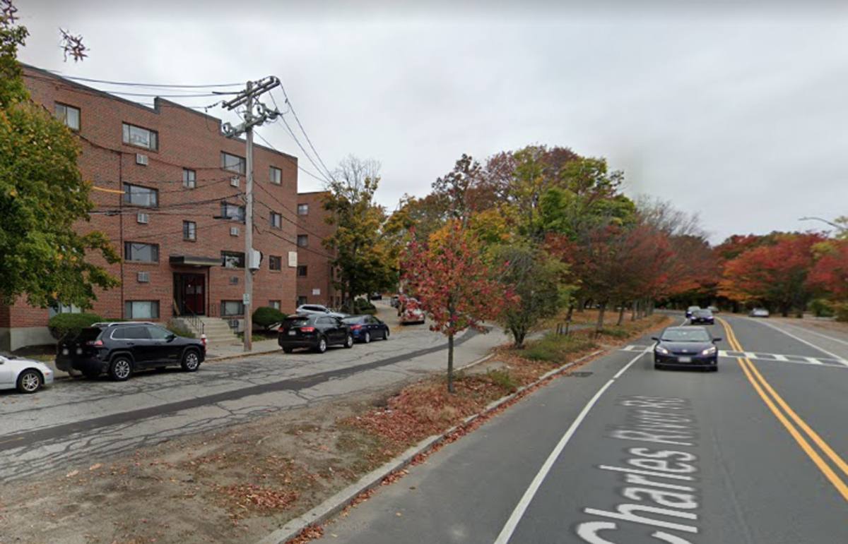 Apartment for rent at 16 Riverside St #32, Watertown, MA 02472