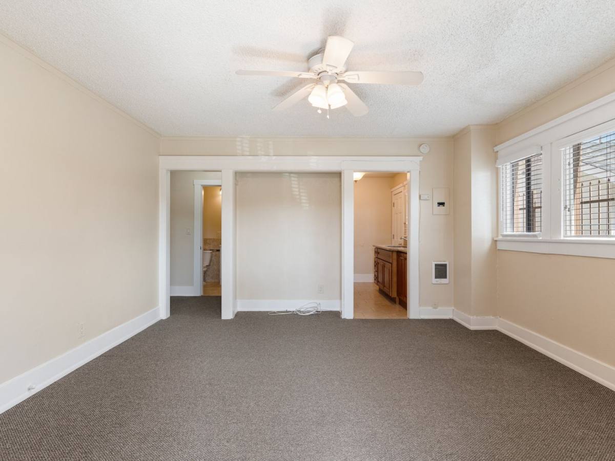 Apartment for rent at 1460 Gaviota Ave, Long Beach, CA 90813