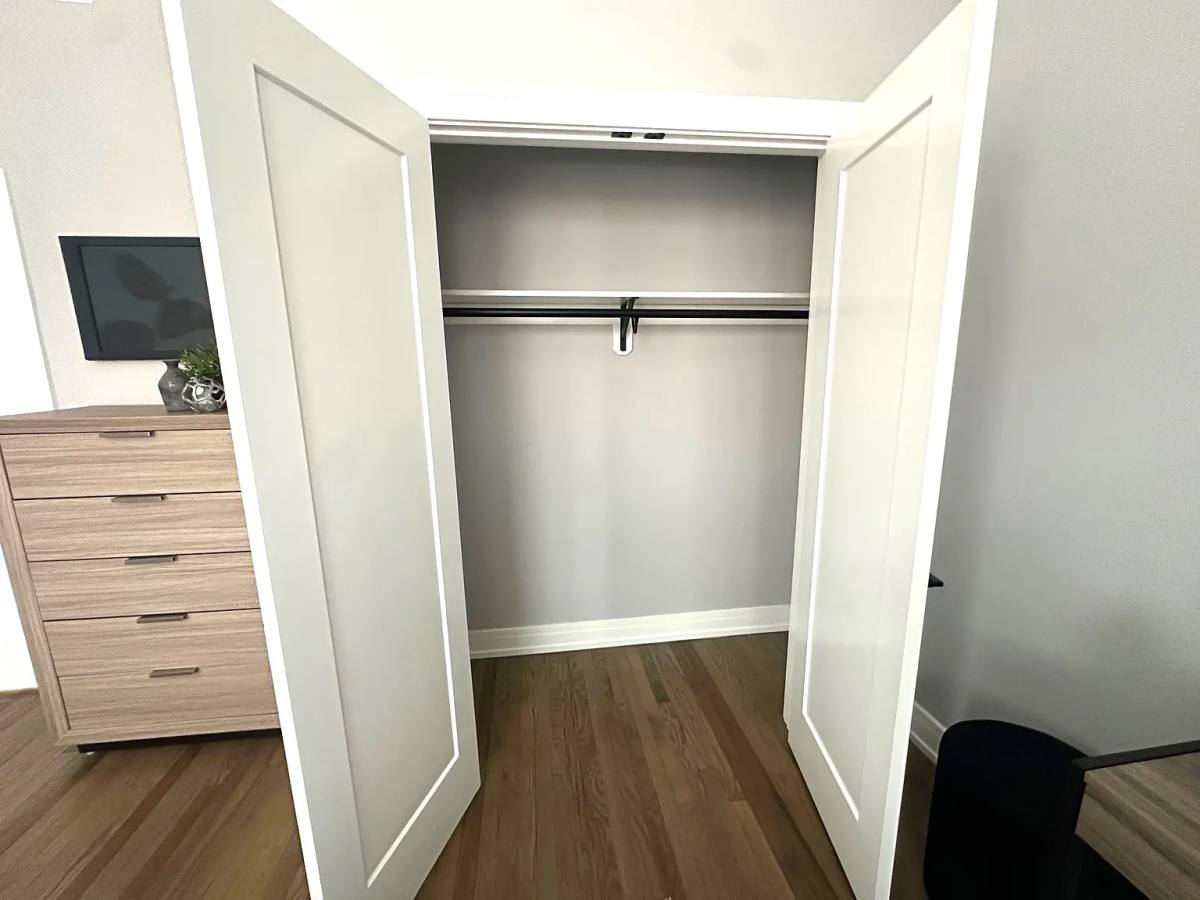 Apartment for rent at 3840 N Wilton Ave #3, Chicago, IL 60613