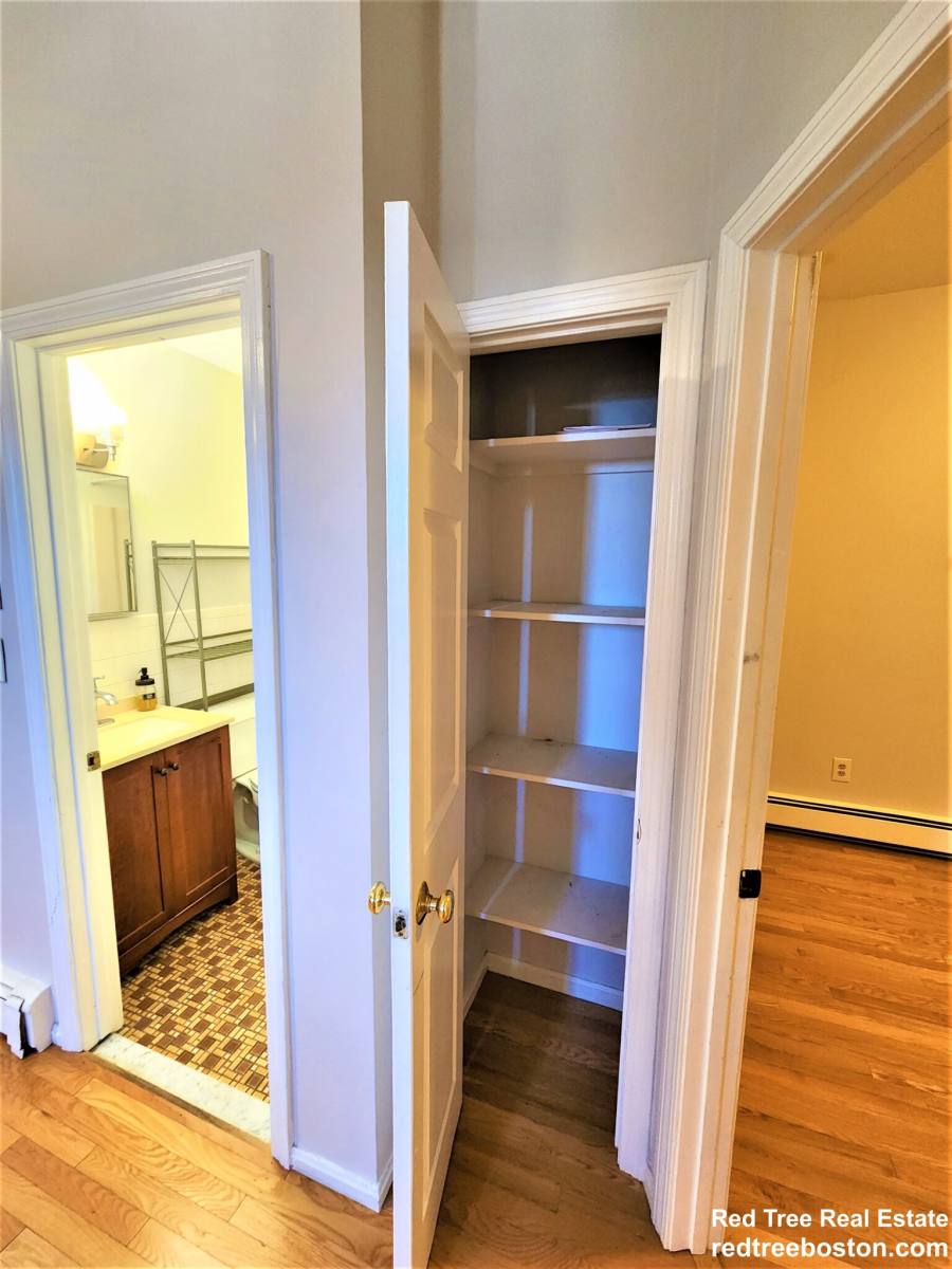Apartment for rent at 3150 Washington St #2, Roxbury, MA 02119