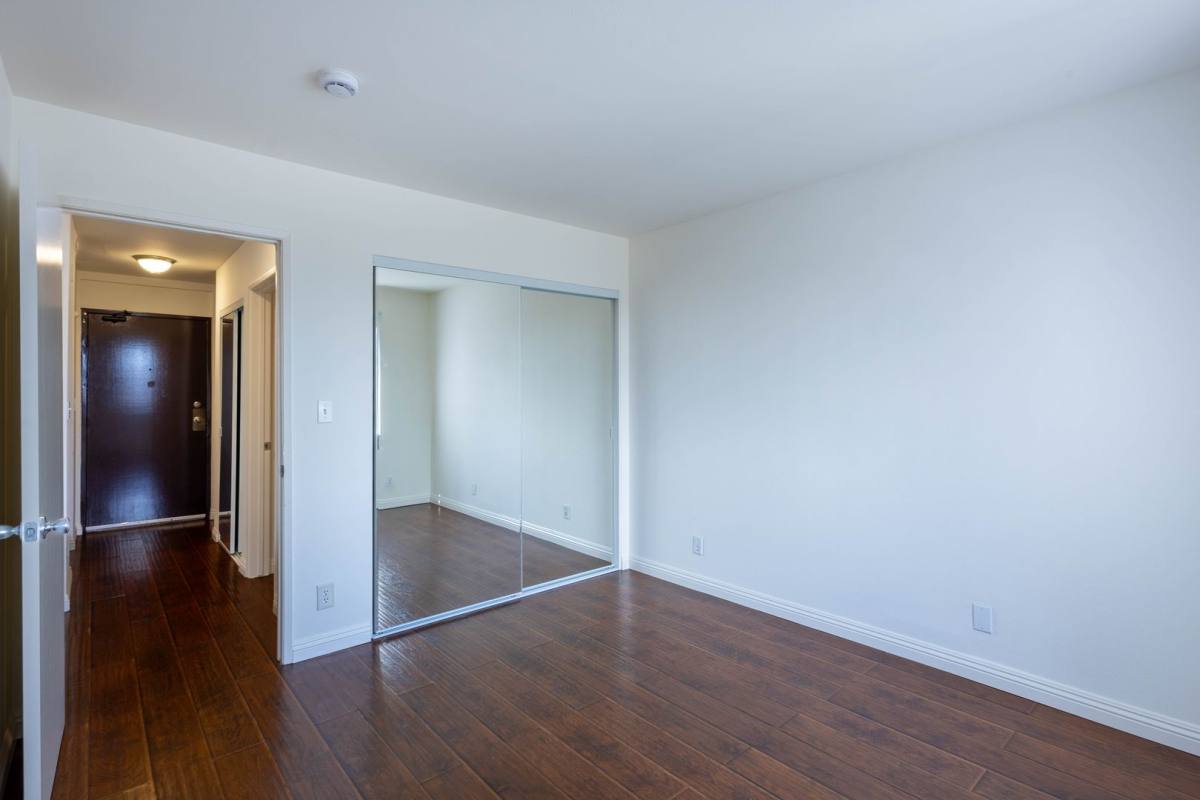 Apartment for rent at 2816 San Marino St, Los Angeles, CA 90006