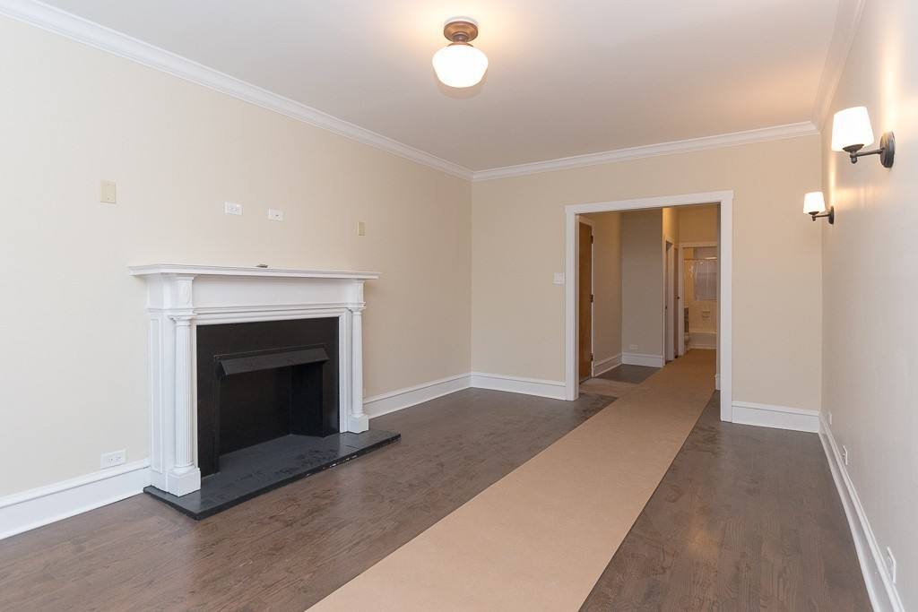 Apartment for rent at 1358 52nd #NA8, Chicago, IL 60615