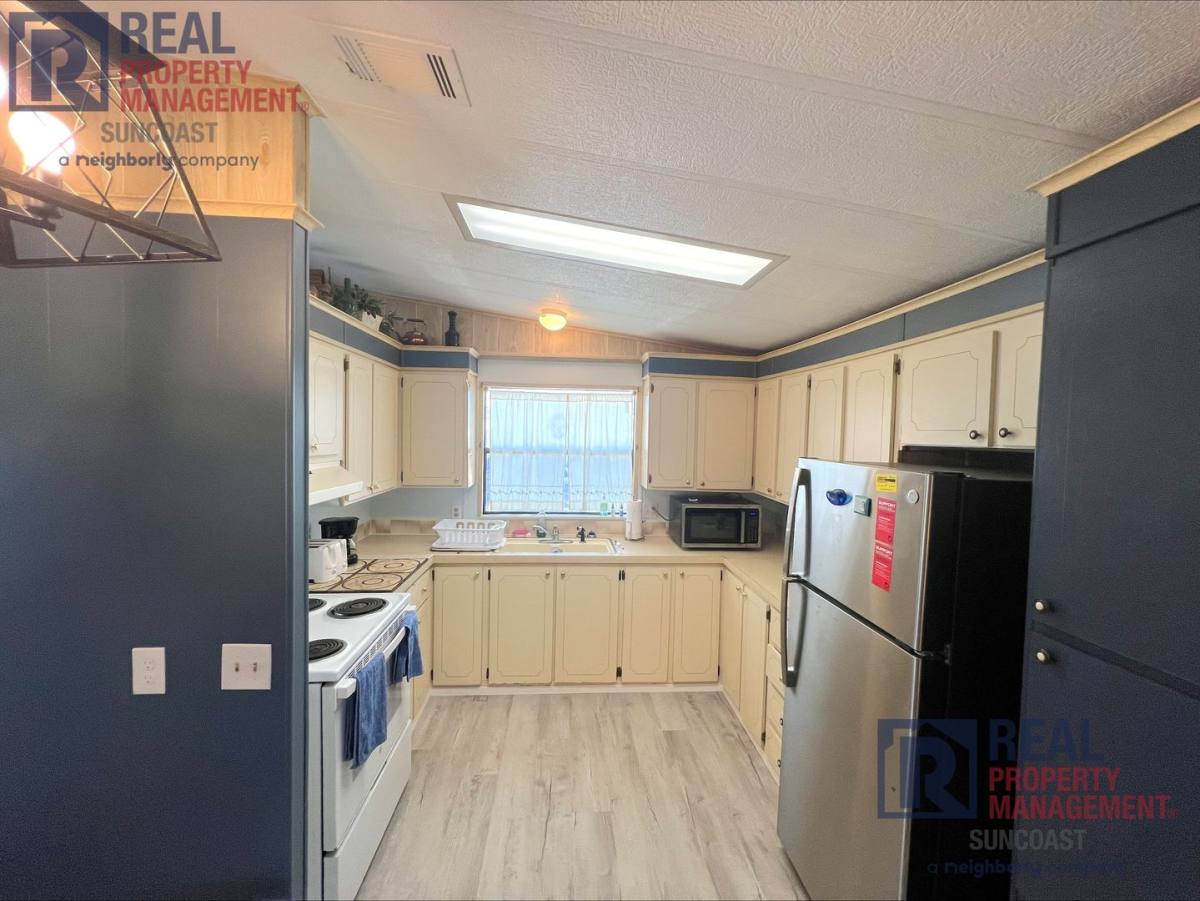 House for rent at 4929 Sea Island Ave, Sarasota, FL 34234