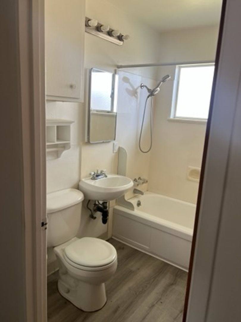 Apartment for rent at 850-898 Holmes St, Livermore, CA 94550