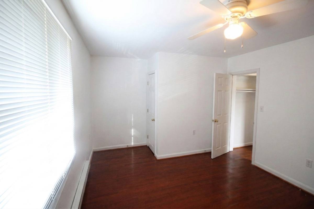 Apartment for rent at 4111 8th St, Brooklyn, MD 21225