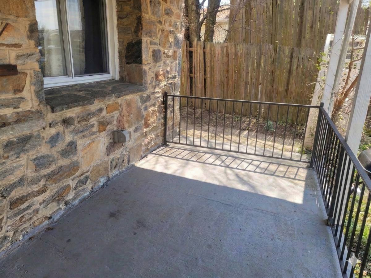 Apartment for rent at 4111 8th St, Brooklyn, MD 21225