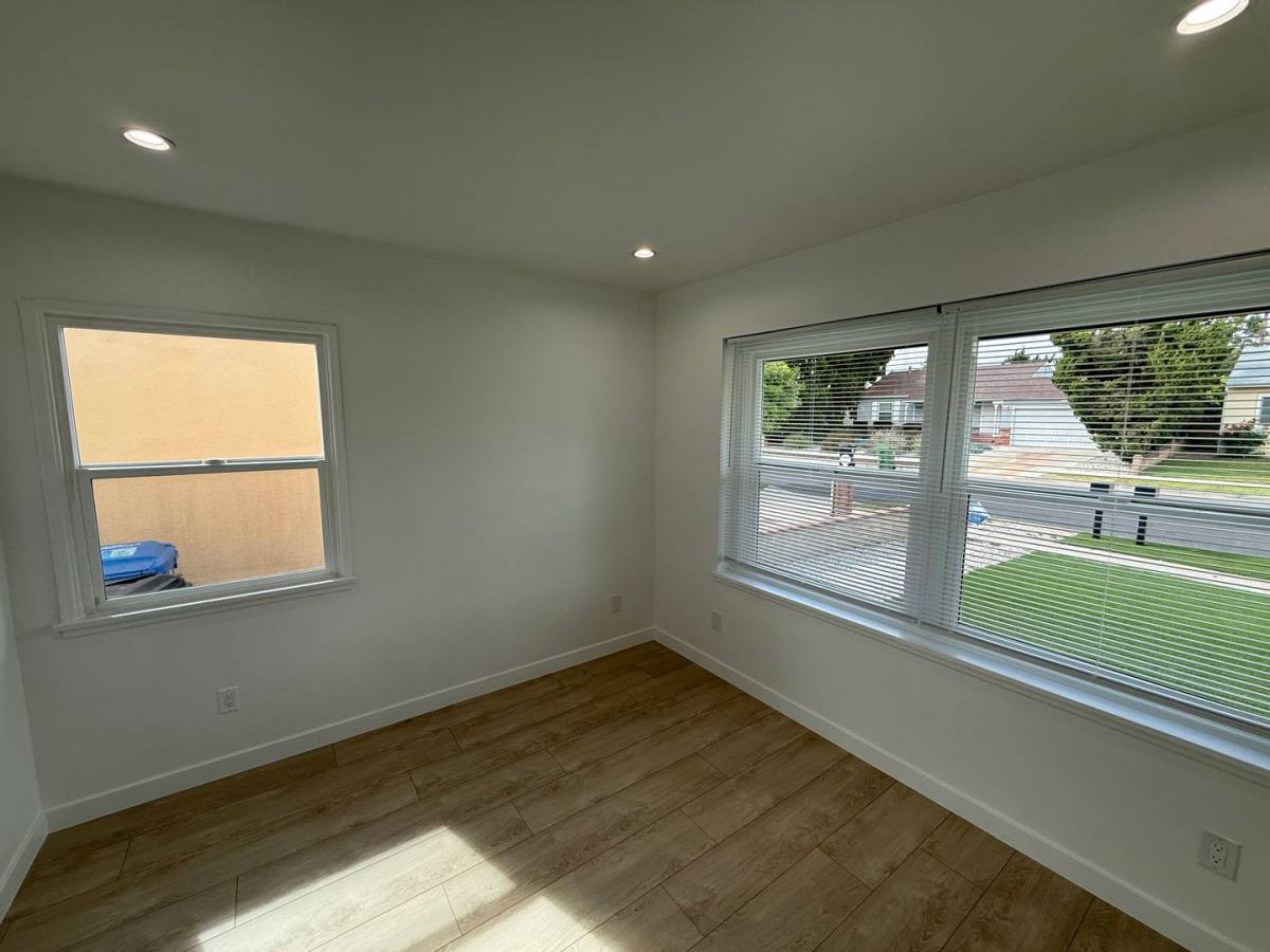 Apartment for rent at 16918 Bassett St, Van Nuys, CA 91406