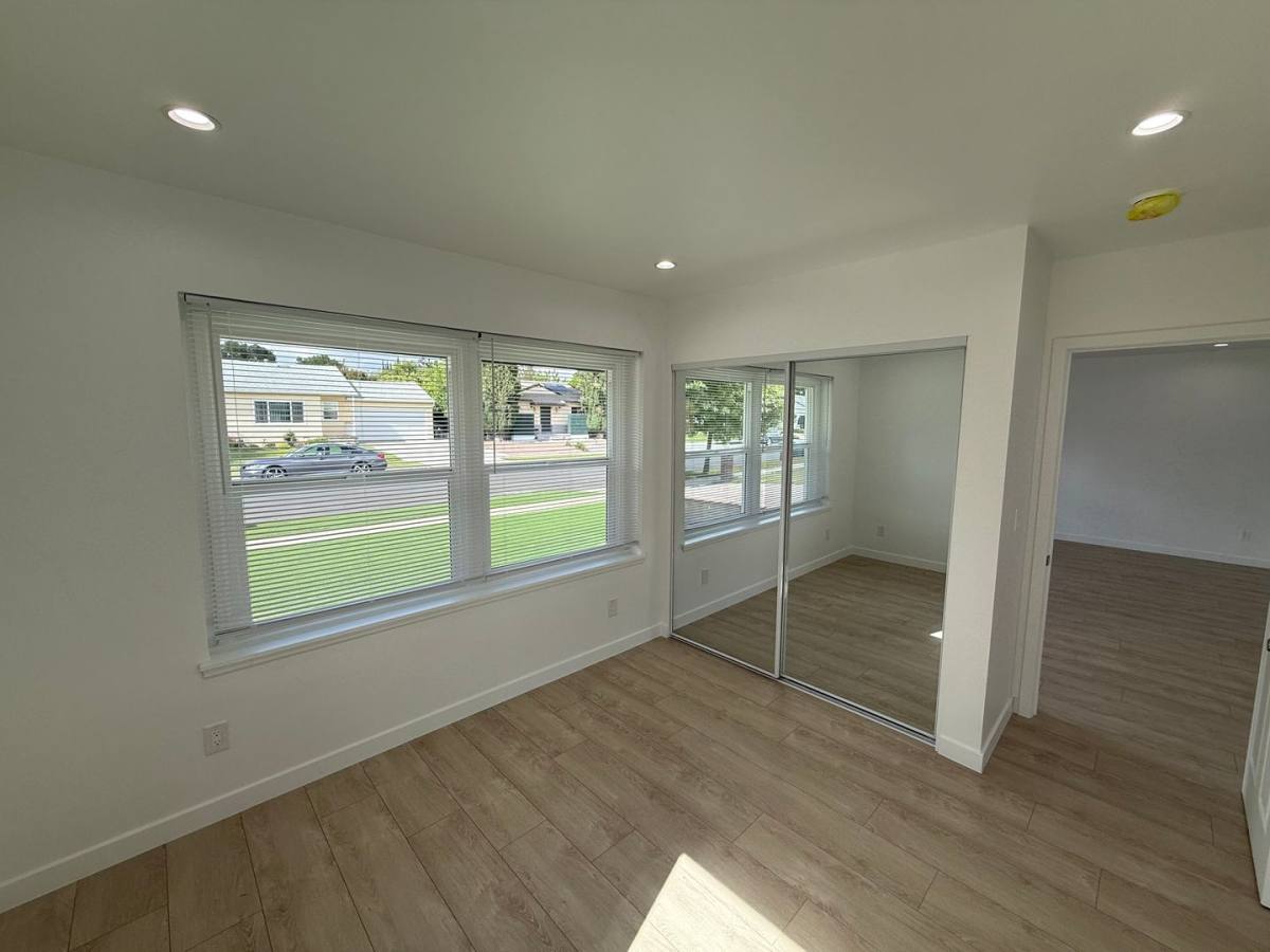 Apartment for rent at 16918 Bassett St, Van Nuys, CA 91406