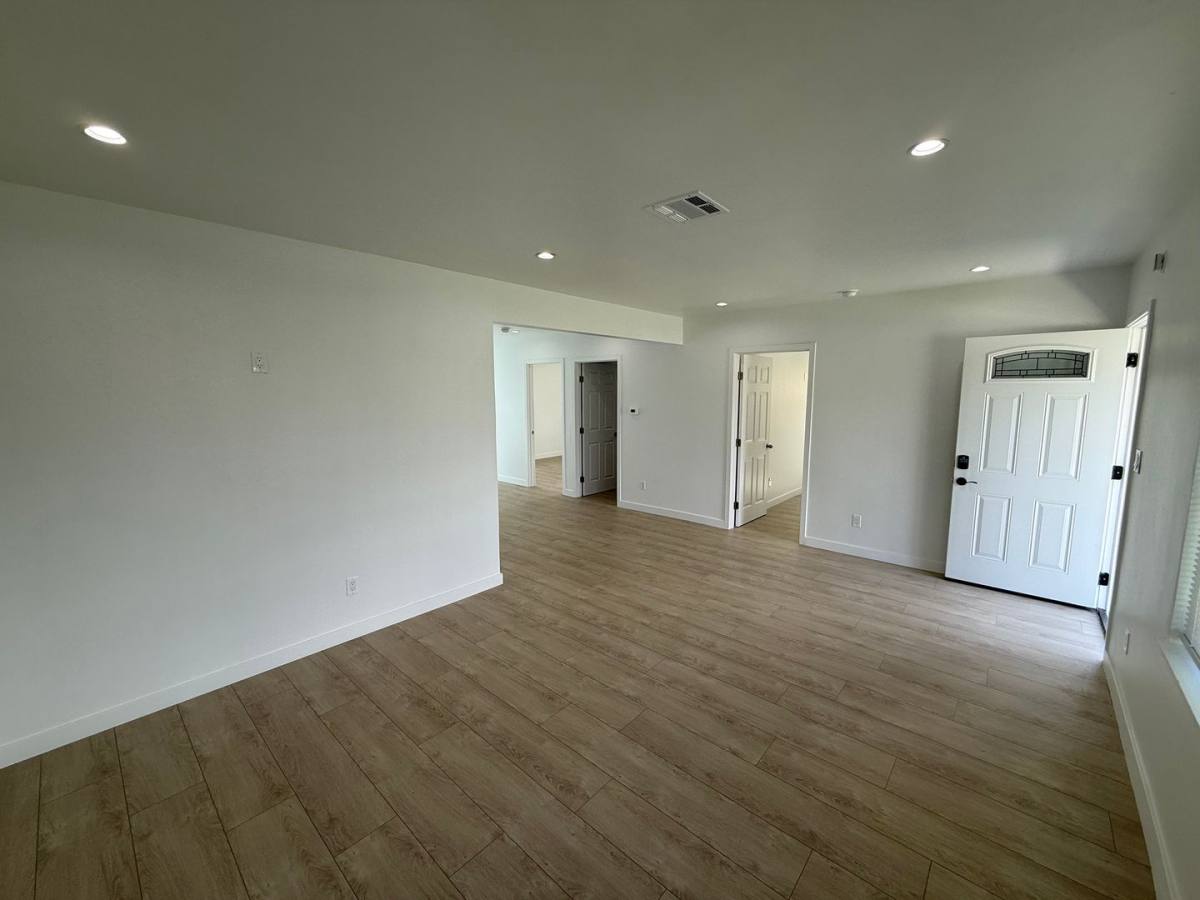 Apartment for rent at 16918 Bassett St, Van Nuys, CA 91406