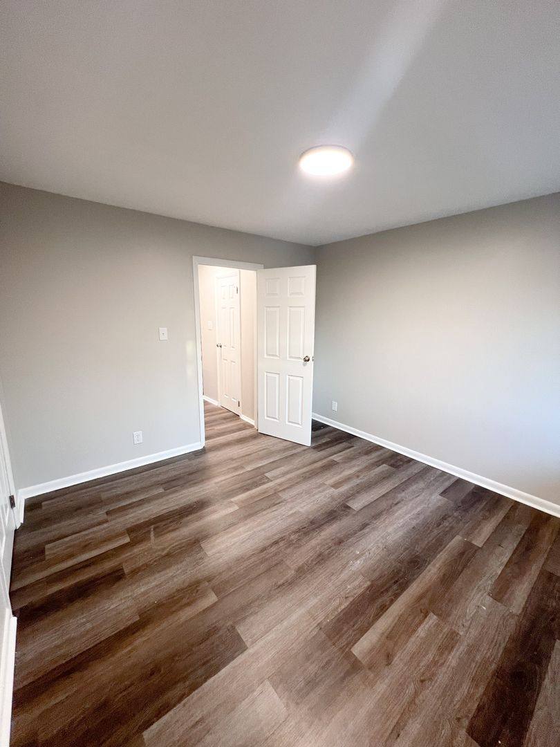 Apartment for rent at 480 Ringgold Rd, Clarksville, TN 37042