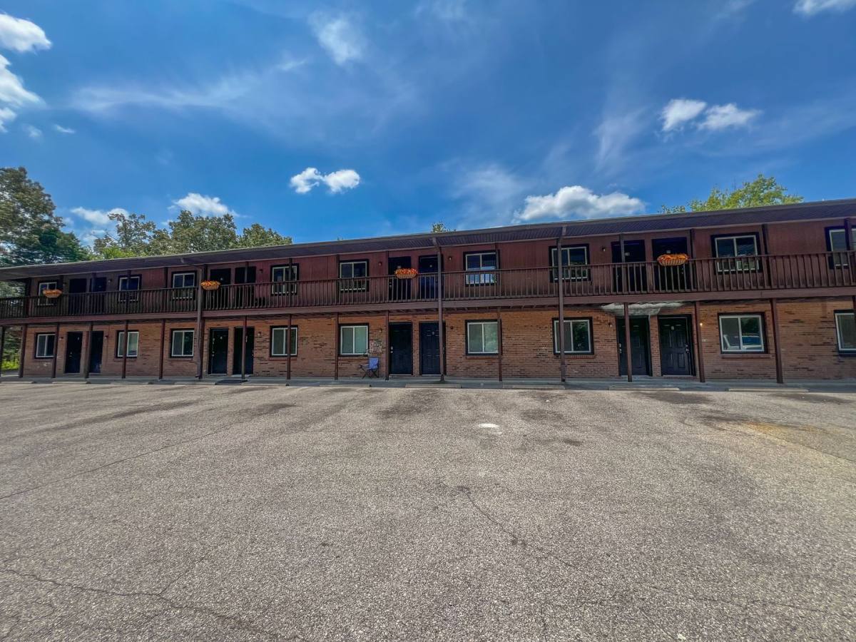 Apartment for rent at 480 Ringgold Rd, Clarksville, TN 37042