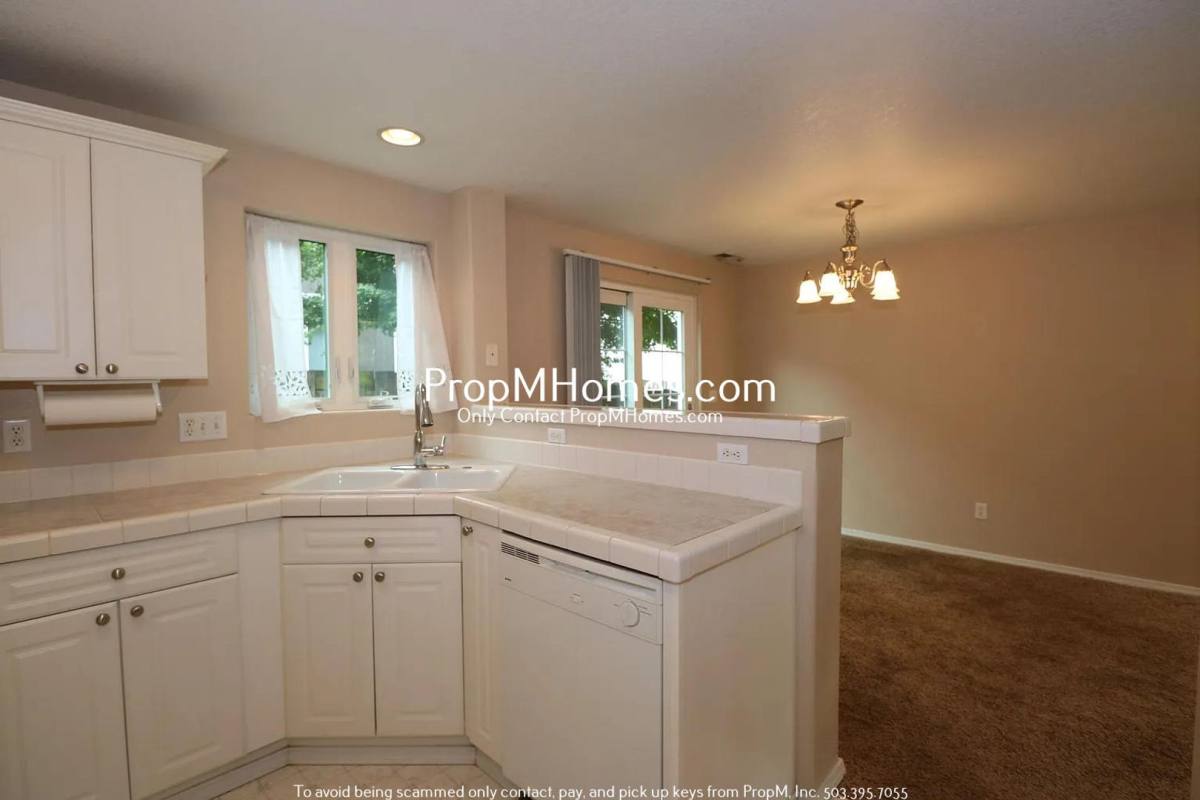 House for rent at 20674 SW Nantucket Lane, Beaverton, OR 97006
