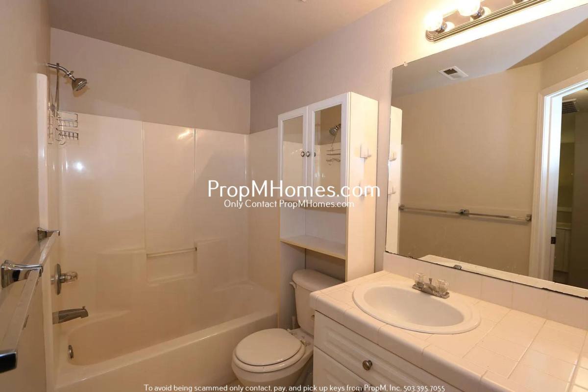House for rent at 20674 SW Nantucket Lane, Beaverton, OR 97006