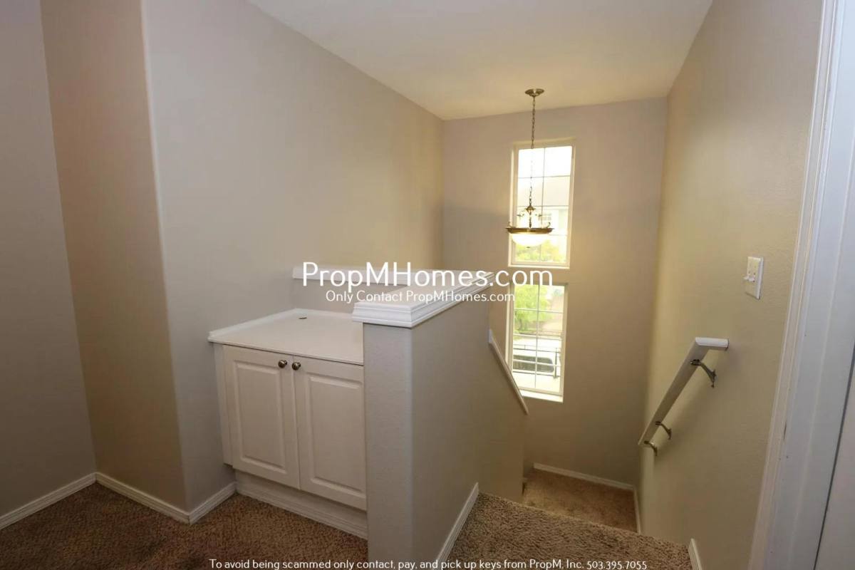 House for rent at 20674 SW Nantucket Lane, Beaverton, OR 97006