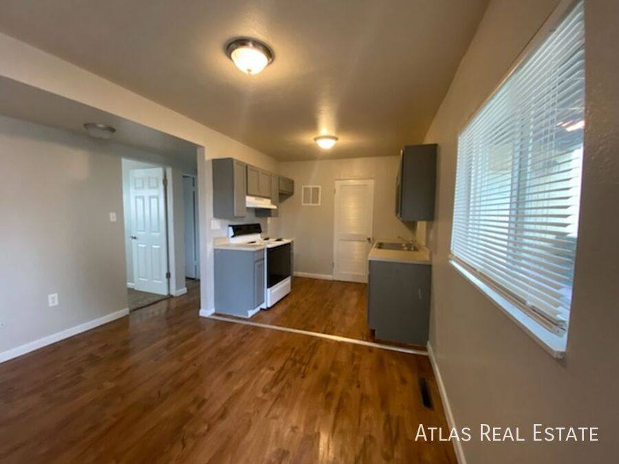 Apartment for rent at 934 W Moreno St #1, Colorado Springs, CO 80905