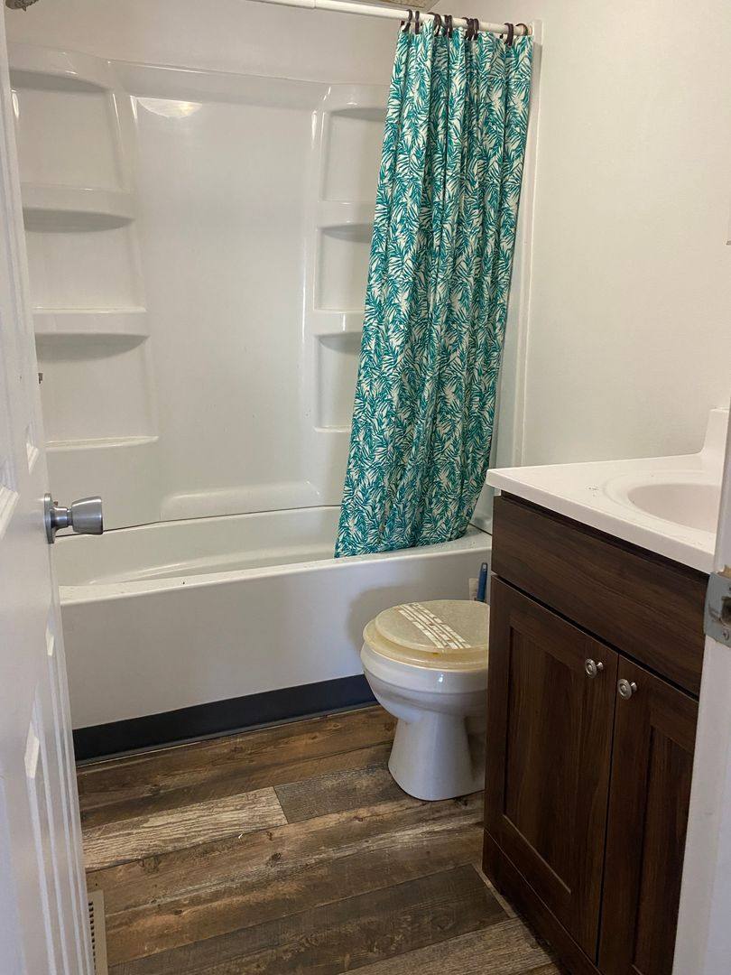 Apartment for rent at 221-231 Miriam, Waterloo, IA 50702