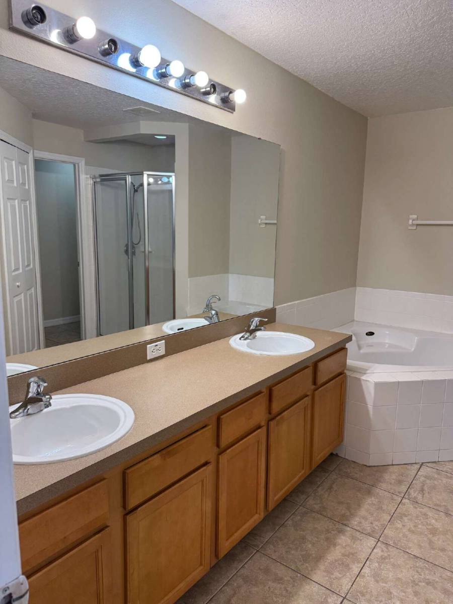 4604 Woodford Dr, Kissimmee, FL 34758 - House for Rent - Image 17