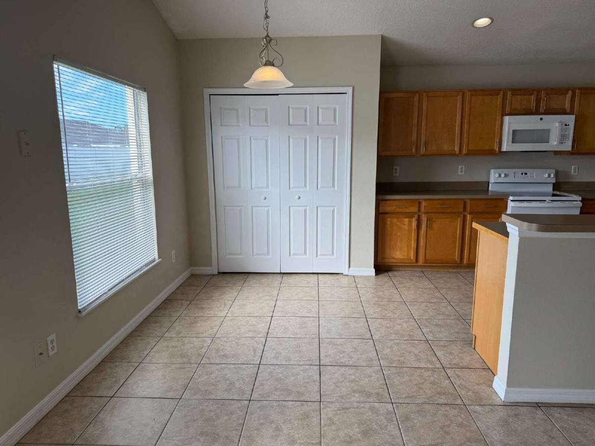 4604 Woodford Dr, Kissimmee, FL 34758 - House for Rent - Image 7