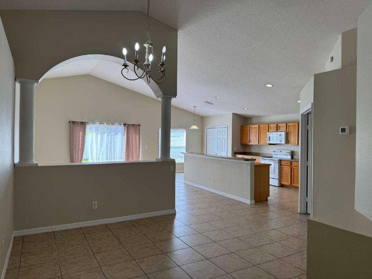 4604 Woodford Dr, Kissimmee, FL 34758 - House for Rent - Image 5