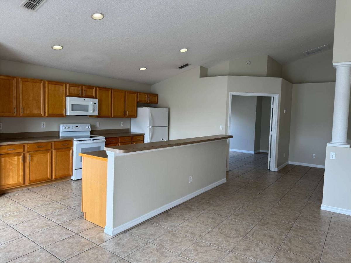 4604 Woodford Dr, Kissimmee, FL 34758 - House for Rent - Image 6