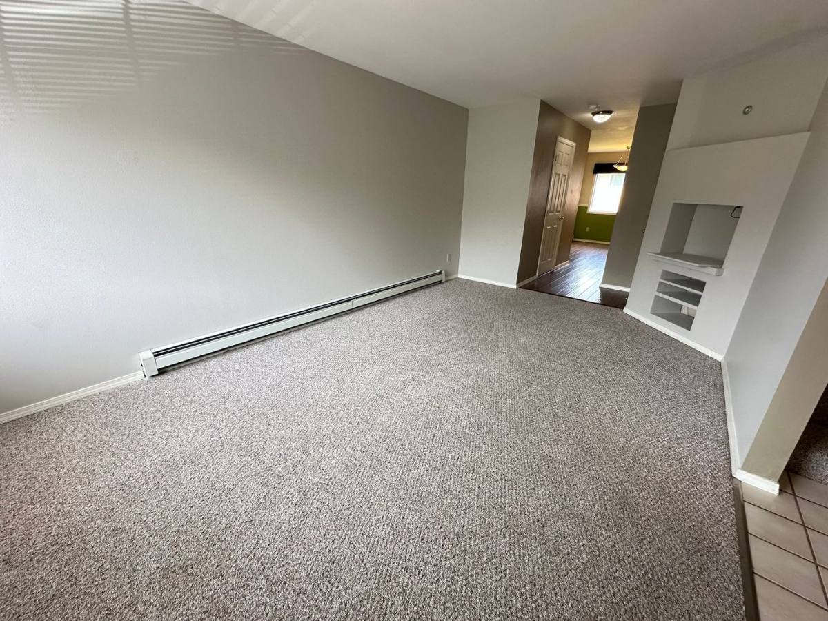 Condo for rent at 209 E 18th Ave, Ellensburg, WA 98926