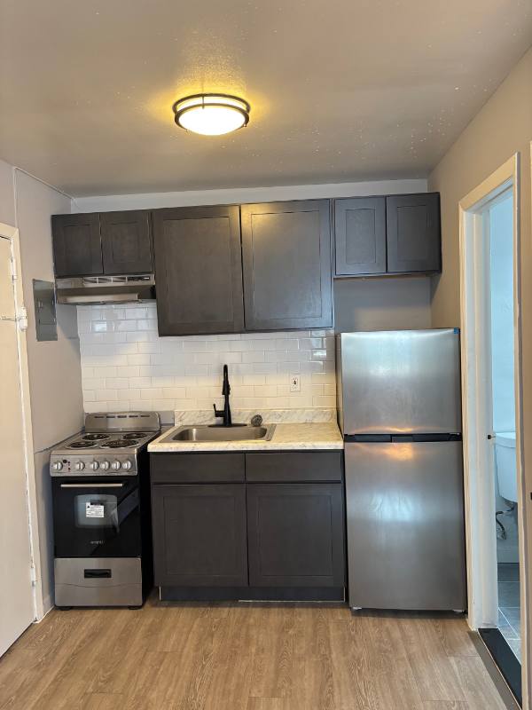 Apartment for rent at 306 Eastern Parkway #4, Irvington, NJ 07111