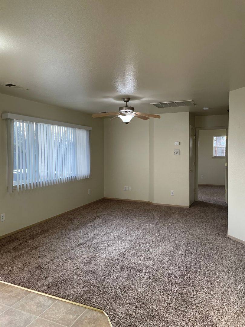 Apartment for rent at 1067 S St, Redding, CA 96001