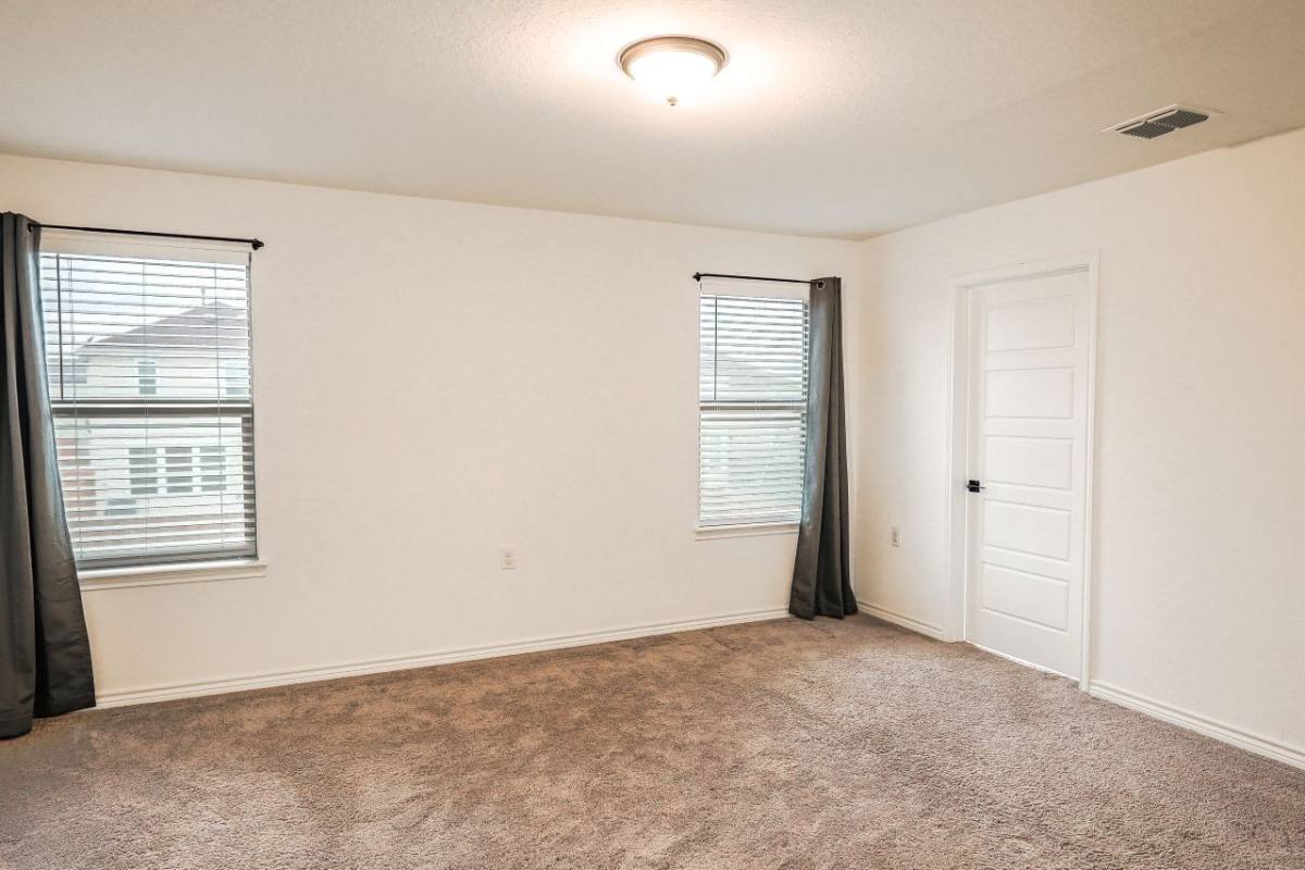 House for rent at 5527 Castle Brook Dr, San Antonio, TX 78218