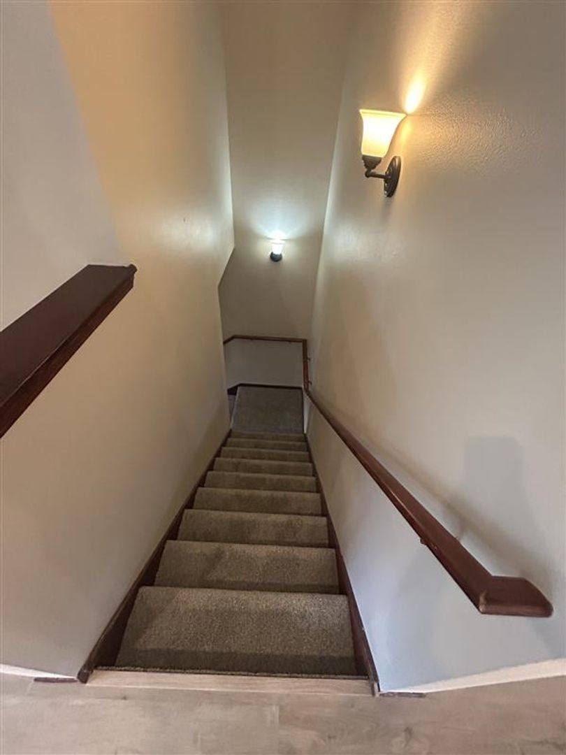 Apartment for rent at 330 332 Garfield St, Sumas, WA 98295