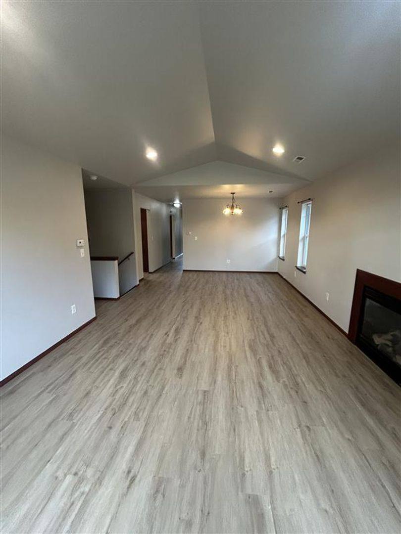 Apartment for rent at 330 332 Garfield St, Sumas, WA 98295