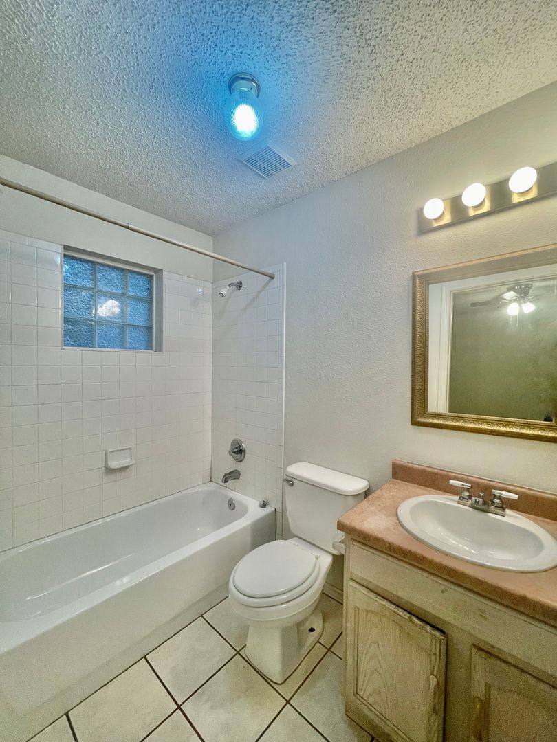 Townhouse for rent at 1629 Gordon Rd, San Marcos, TX 78666