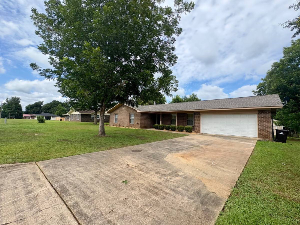 House for rent at 203 Coral Way, Enterprise, AL 36330