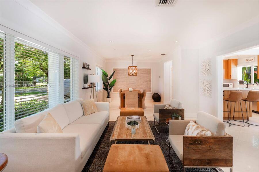 House for rent at 1029 Mariposa Ave, Miami, FL 33146