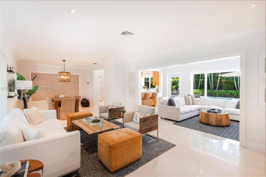 House for rent at 1029 Mariposa Ave, Miami, FL 33146